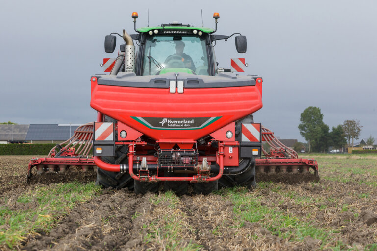 Kverneland-f-drill-maxi-duo-field-0007-jpg-gvdx1pubij